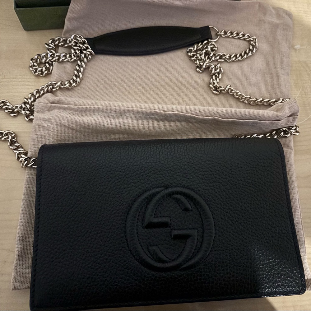 New 100% Authentic SoHo Gucci Black Leather Chain Crossbody